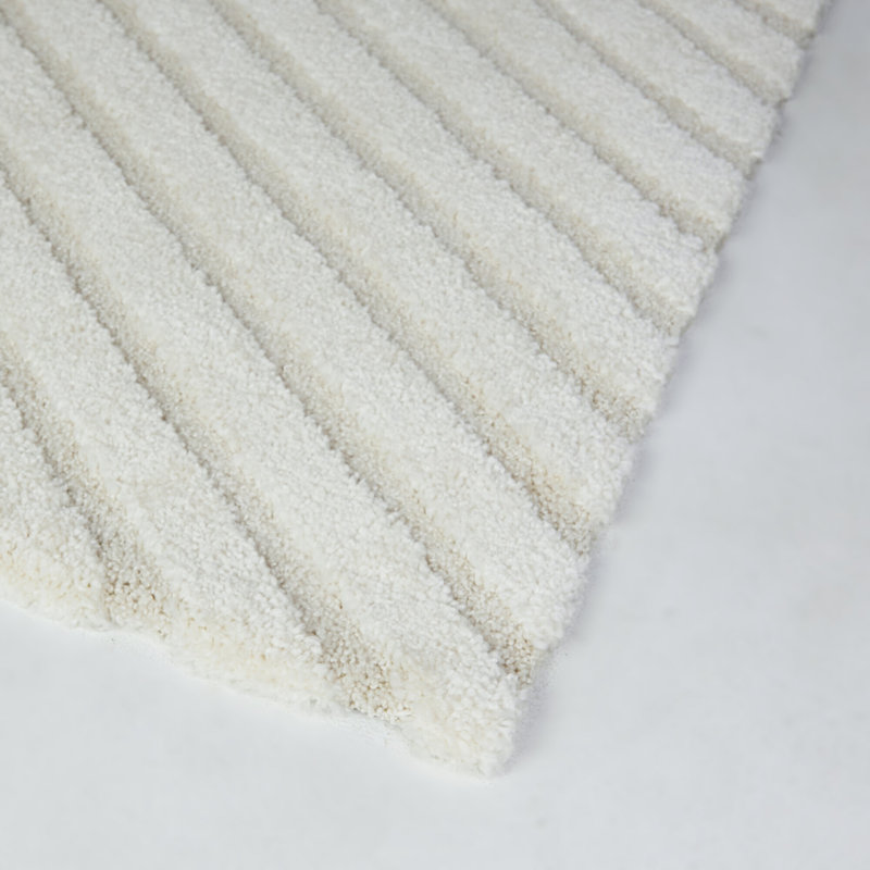 Tapis crème moderne à rayures Humeston, Rectangle 5 pi 3 po x 7 pi