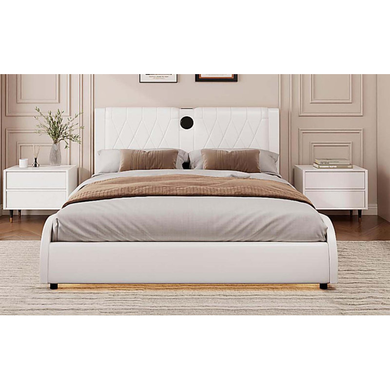 Très grand lit plateforme tapissier en similicuir très grand avec tête de lit épaisse, haut-parleurs Bluetooth et lumière DEL RVB, aucun sommier nécessaire, blanc