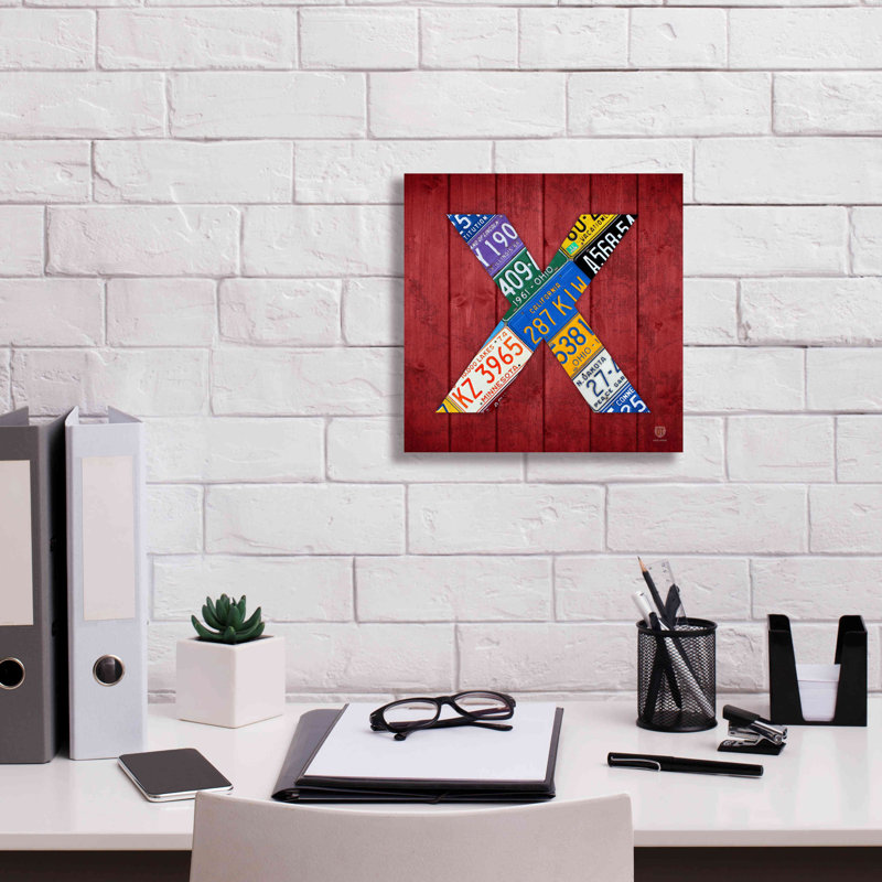 «X» par Design Turnpike, H 12 po x l 12 po x P 0,75 po