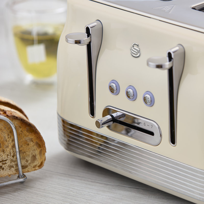 Swan Retro Kitchen Set, 1.7L Rapid Boil Jug Kettle with 360 Degree Base and 4 Slice Toaster with 7 Browning Levels, Cream