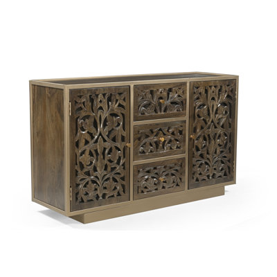 Buffet en bois sculptÃ© Ã  la main DAWSON & DRAKE AMALIA, avec des accents en mÃ©tal dorÃ© et des motifs floraux