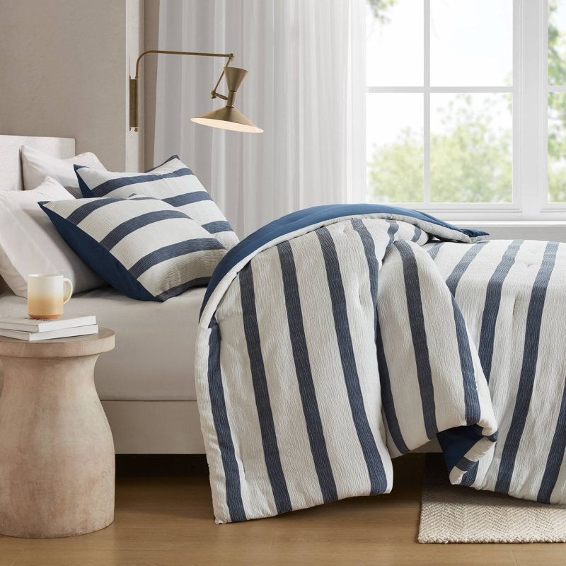 Édredon de style contemporain, Rayures bleues, California King Comforter + 2 Shams