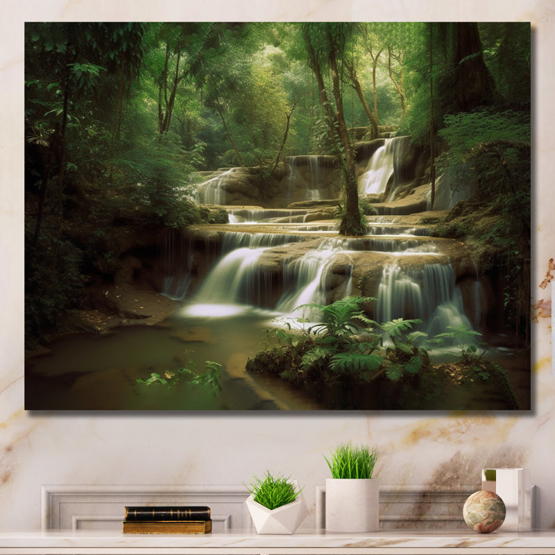 Chute d'eau dans une forêt dense II - impression, H 16 po x l 32 po x P 1 po, Toile tendue