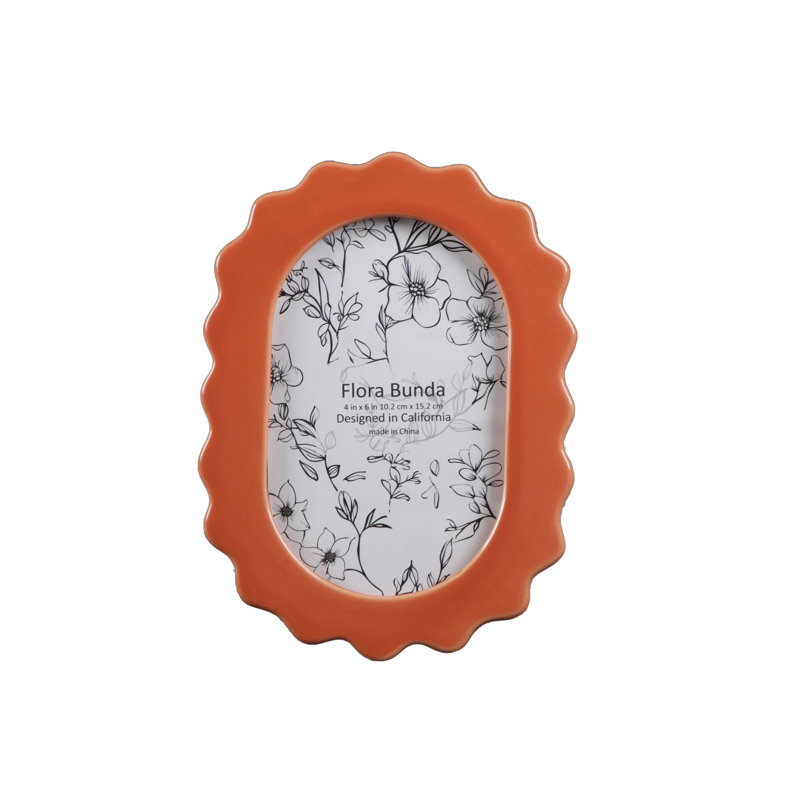 Cadre ovale en céramique à bordure festonnée, Rouge, 4 po x 6 po