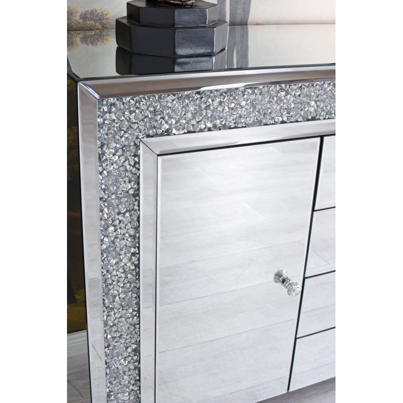 Haggerton 4 - Drawer Chest of Drawers