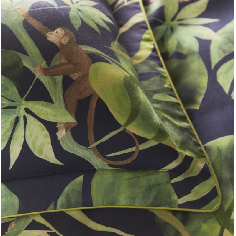 Rathdrum No Pattern Duvet Cover Set with Pillowcases Included