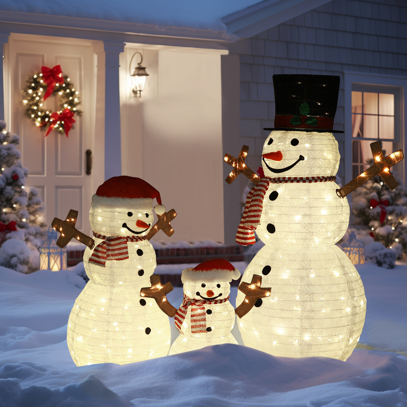 Gutierrez 3 Piece Snowman Family Christmas Lighted Display Set