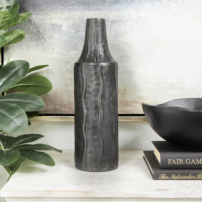 Vase décoratif en métal Emarosa, Grand