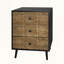 Armoire sculptée en bois massif à 3 tiroirs