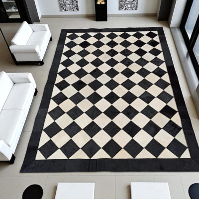 Tapis en cuir de vache à carreaux noir et blanc_3 x 5 pi