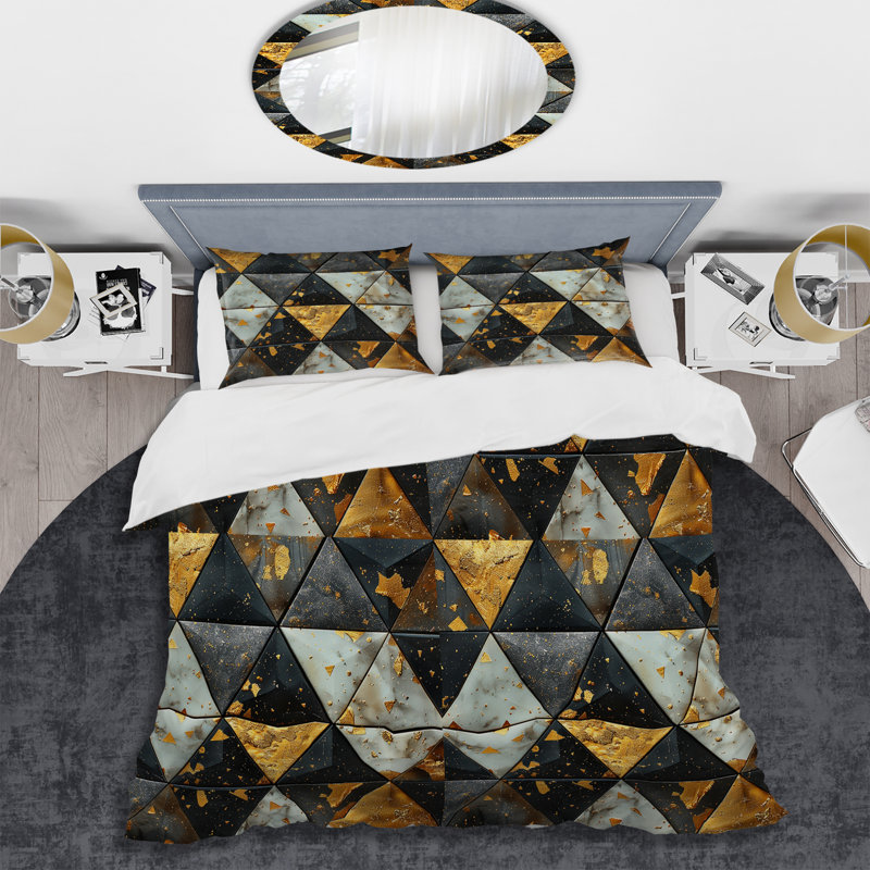 Black White Glam Triangle - Glam Duvet Cover Set, King Duvet Cover + 2 King Pillow Shams