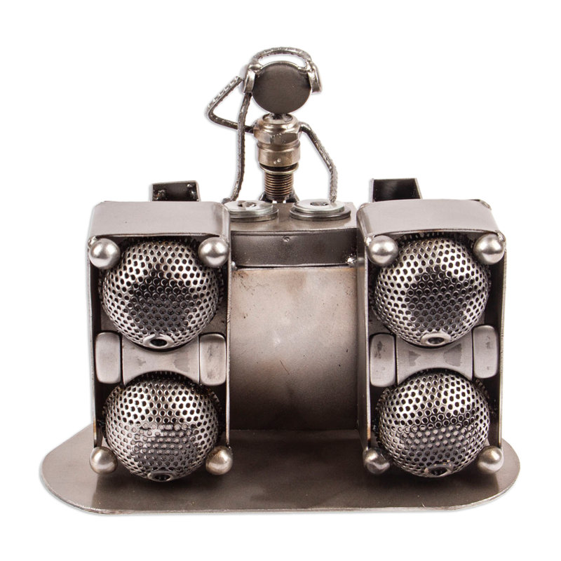 Figurine rustique dj auto part Freshour