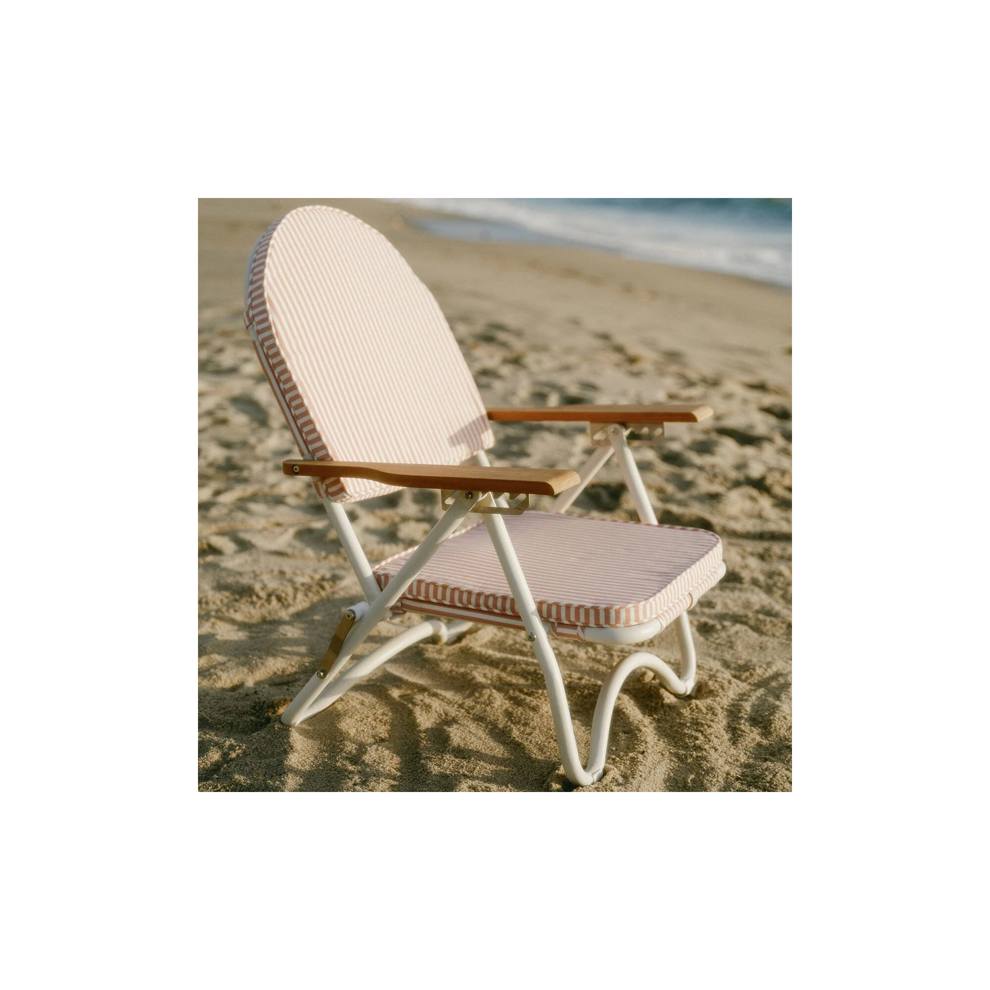Pam Reclining Beach Chair with Cushion, Pink
