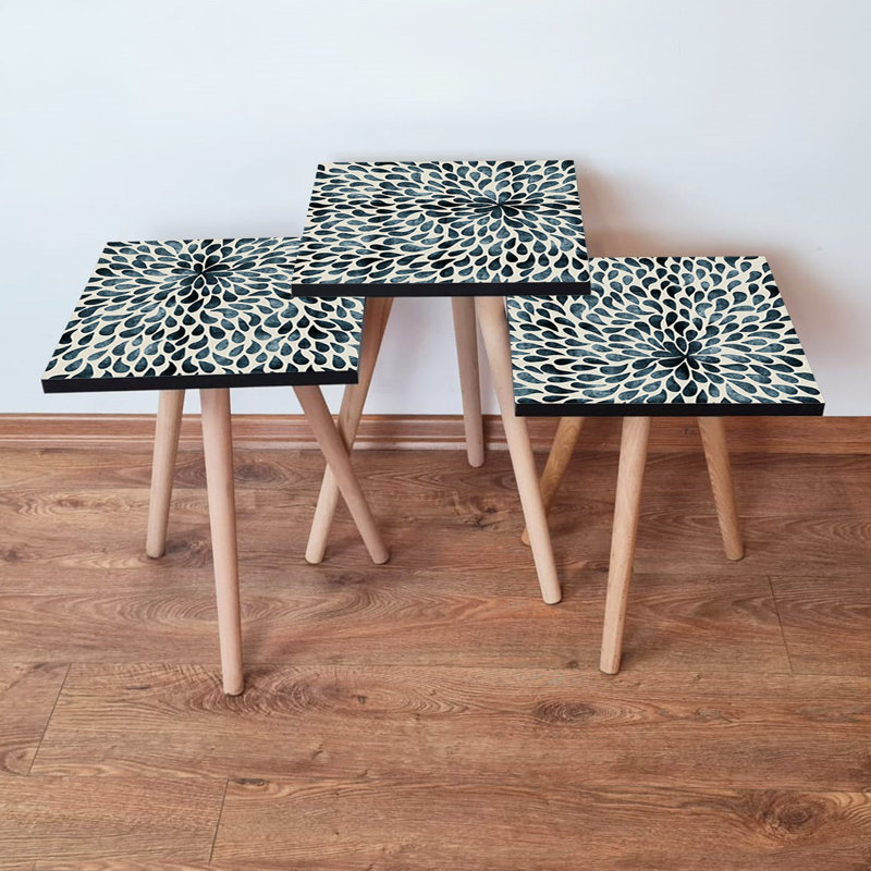 Ensemble de 3 tables gigognes modernes, vert, noir et beige, 13,8 po x 20,5 po x 13,8 po | 100% panneau de fibres à densité moyenne avec pieds en bois de hêtre | Conception géométrique élégante pour le salon, le bureau et les espaces d'étude, polyvalente et peu encombrante