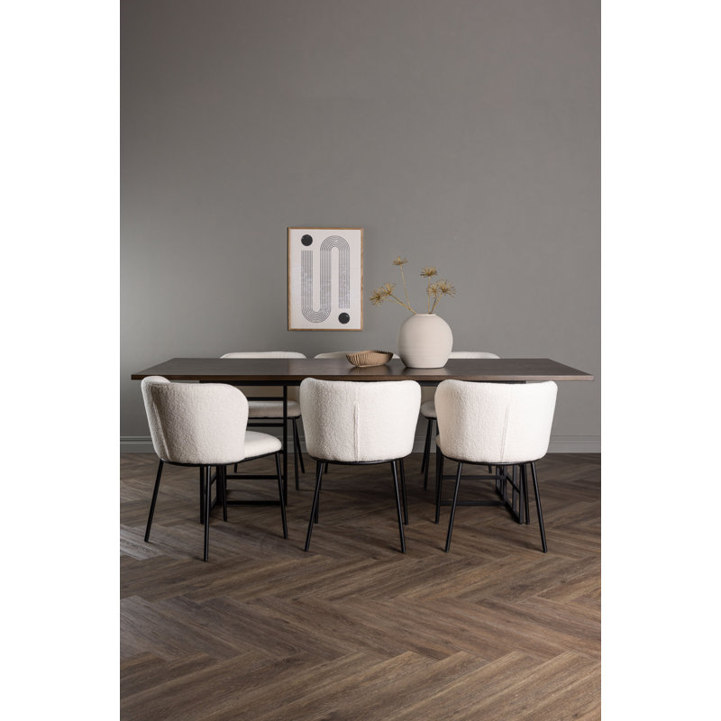 Napeague 6 - Person Dining Set