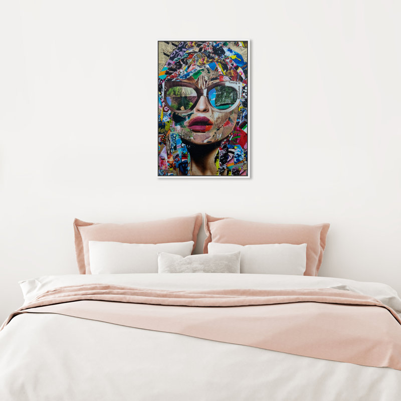 « Timing is Everything » par Oliver Gal - reproduction d'art graphique encadré sur toile, H 30 po x l 20 po, Blanc