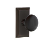 Studio Plate with Black Porcelain Door Knob