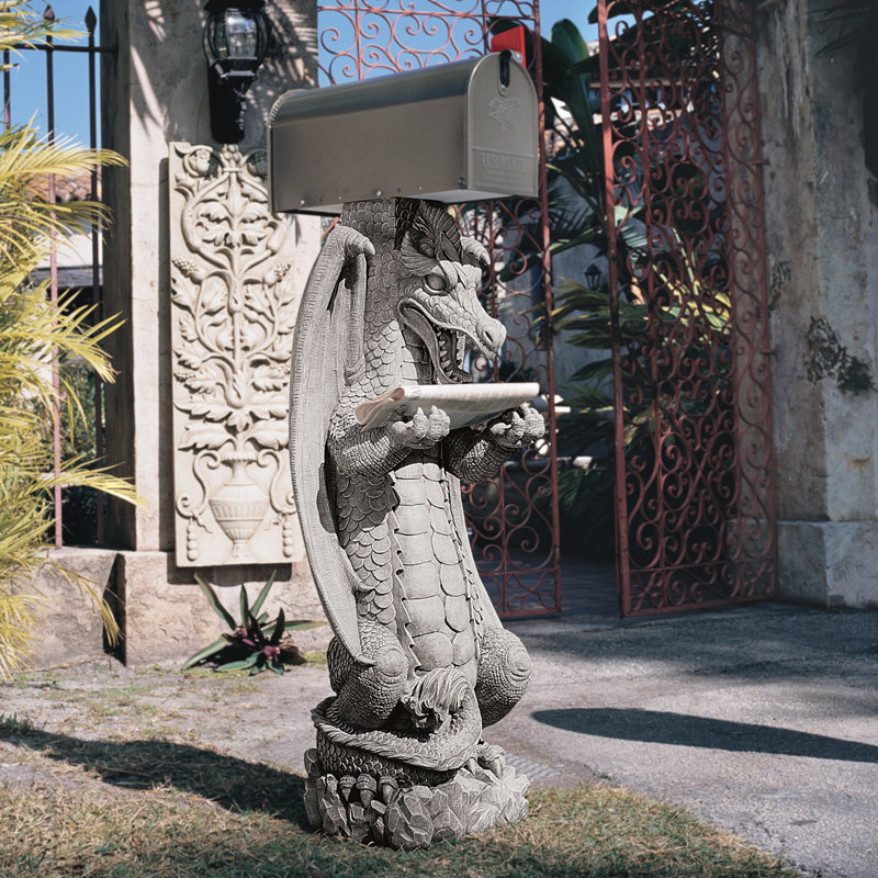 Statue Zippy the Dragon