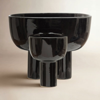 Latarsha Ceramic Urn Planter