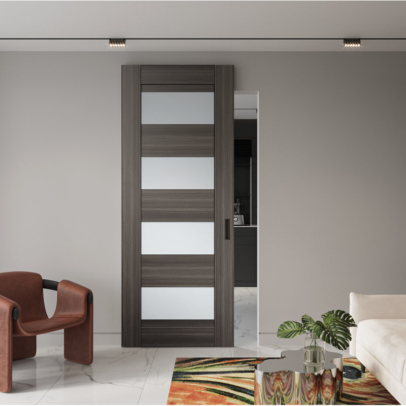 Porte de grange coulissante en verre givré et noyau en bois manufacturé Della 4-Lite pour murs avec plinthe et quincaillerie Della