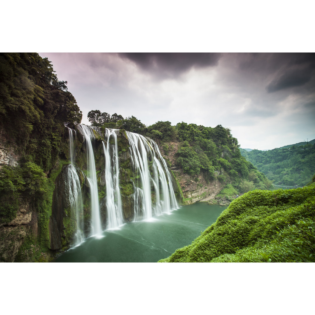 Huangguoshu Wasserfall von BIHAIBO - Kunstdrucke auf Leinwand