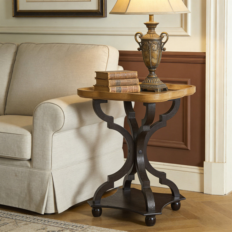 Table de bout, Noir