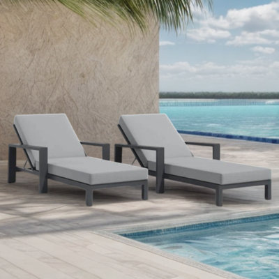 Adjustable Backrest Outdoor Lounge Chair Outdoor Chaise Lounge , Cushion Included