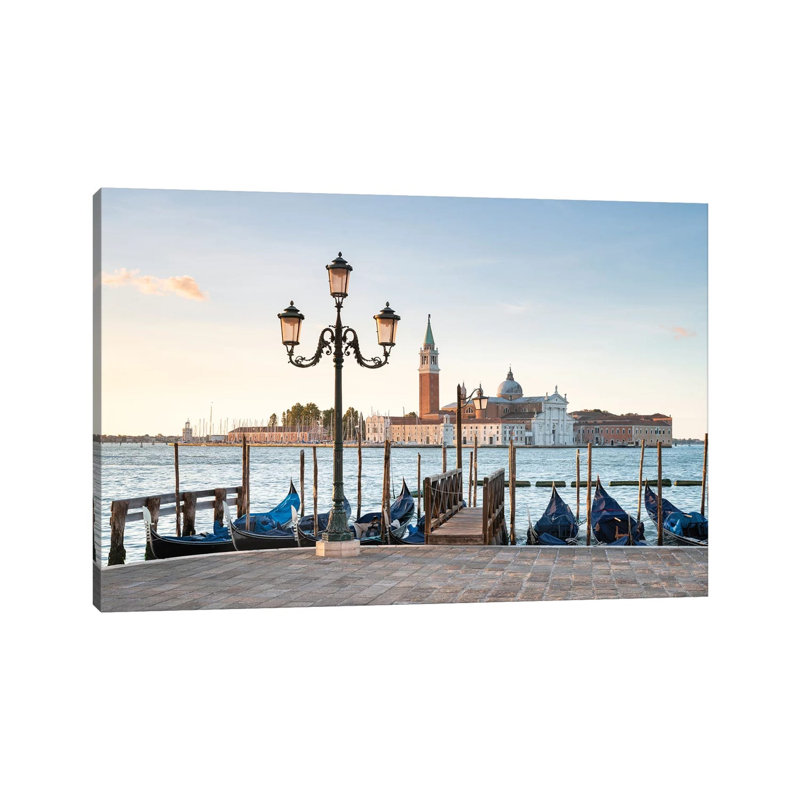 «Venice, Italy» par Jan Becke - reproduction de photo sur toile tendue, H 12 po x l 18 po x 1,5 po