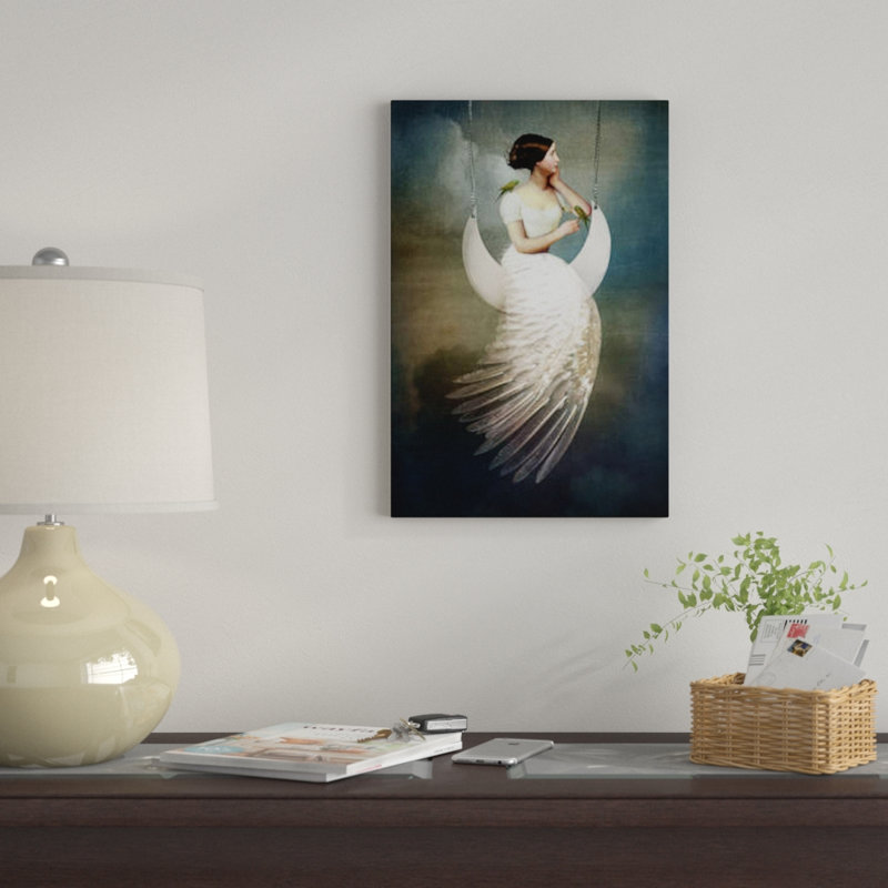 «To The Moon And Back» par Catrin Welz-Stein, impression sur toile tendue, H 26 po x l 18 po x P 1,5 po, Toile tendue