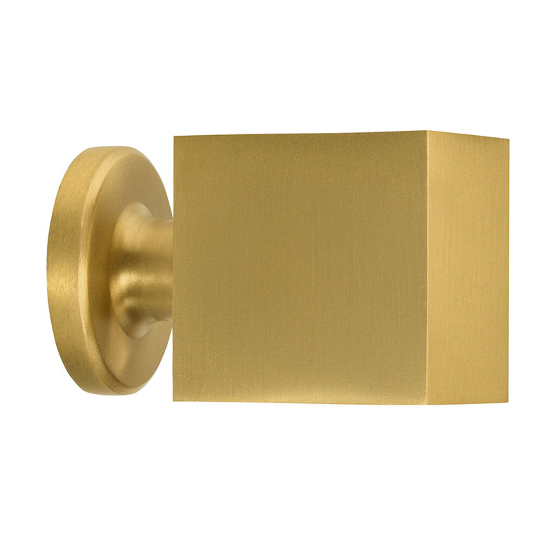 Poignée carrée Haute 15/16 po de longueur, Laiton brossé, H 1,18 po x l 1,25 po x P 1,25 po