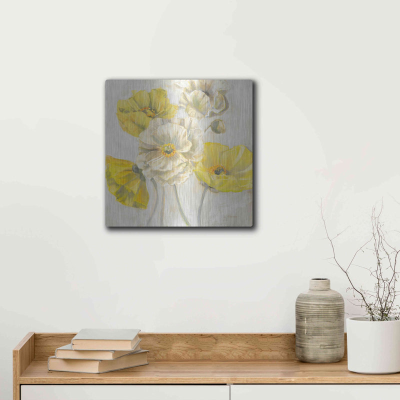 «Gold and White Contemporary Poppie» par Carol Rowan, H 12 po x l 12 po