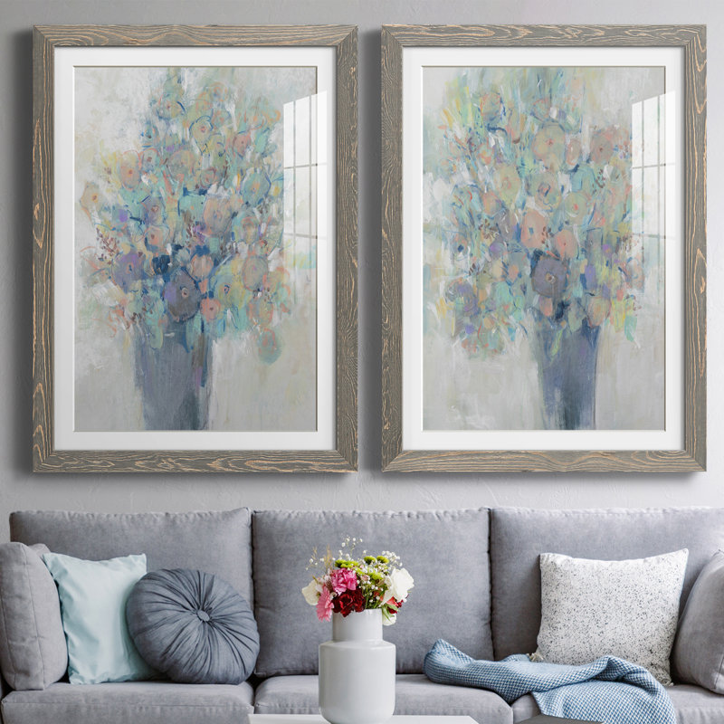Bouquet I - ensemble de 2 reproductions de cadres photo, H 43,5 po x l 17 po x P 1 po, Encadré gris