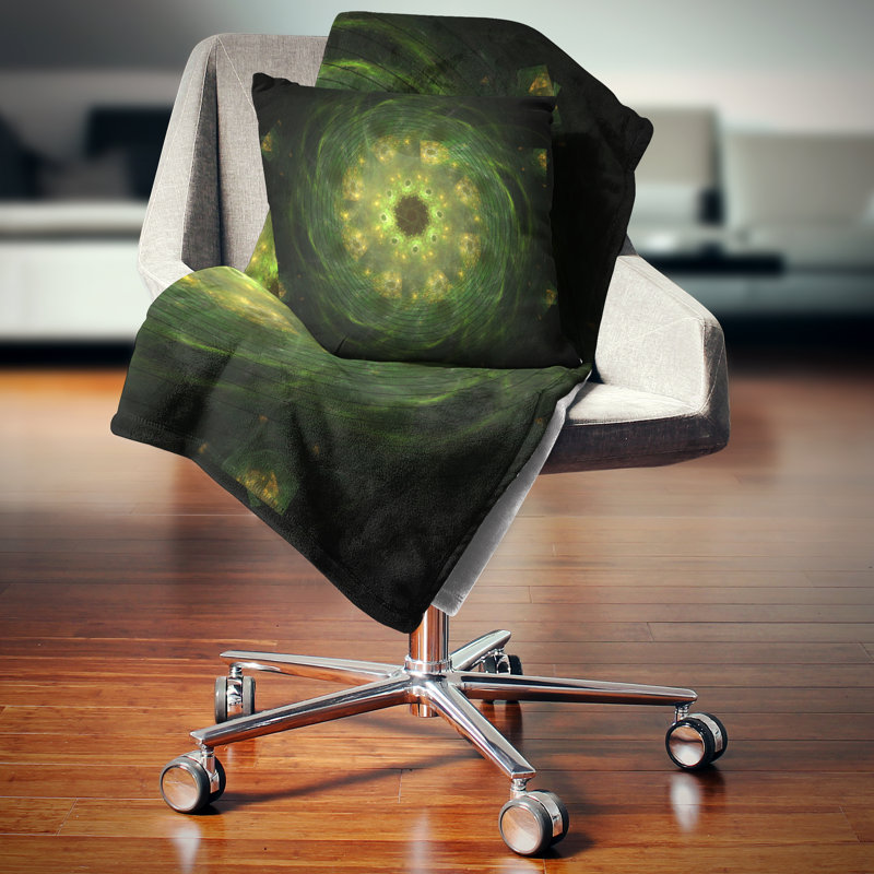 Fleur fractale vert vif en noir - coussin à imprimé floral, 18 po x 18 po, Coussin décoratif