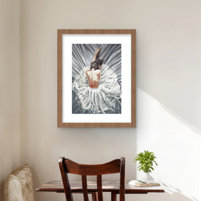 Ballerine - Reproduction matte encadrée pour un décor de chambre à coucher élégant