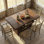 Grande table de salle à manger à hauteur de bar pour 4 à 6 personnes, table de comptoir de 36 po avec support à vin, 2 tiroirs et 3 tablettes, bois robuste pour la cuisine, bar, brun rustique