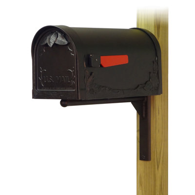 Schermerhorn Aluminum Post Mounted Mailbox with Magnetic Closure