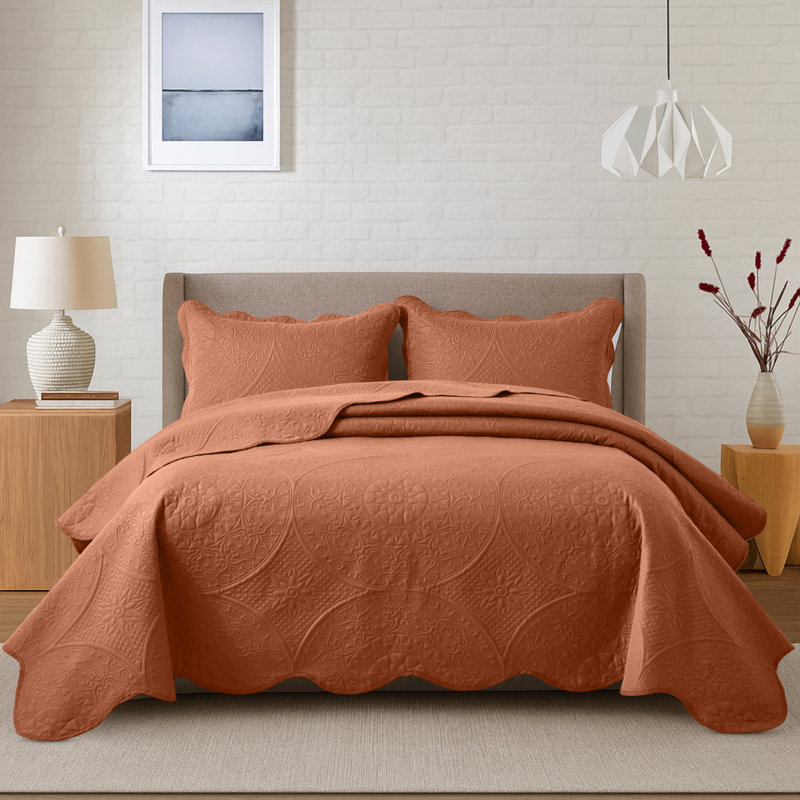 Floral Embossed Quilted Bedspread Set, Oversized and Lightweight Bedding Set with Pillow Shams, Rust