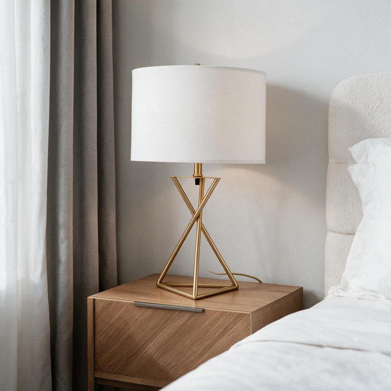 Lampe de table de style Mid-Century 26,25 po de style Mid-Century Ester, or mat