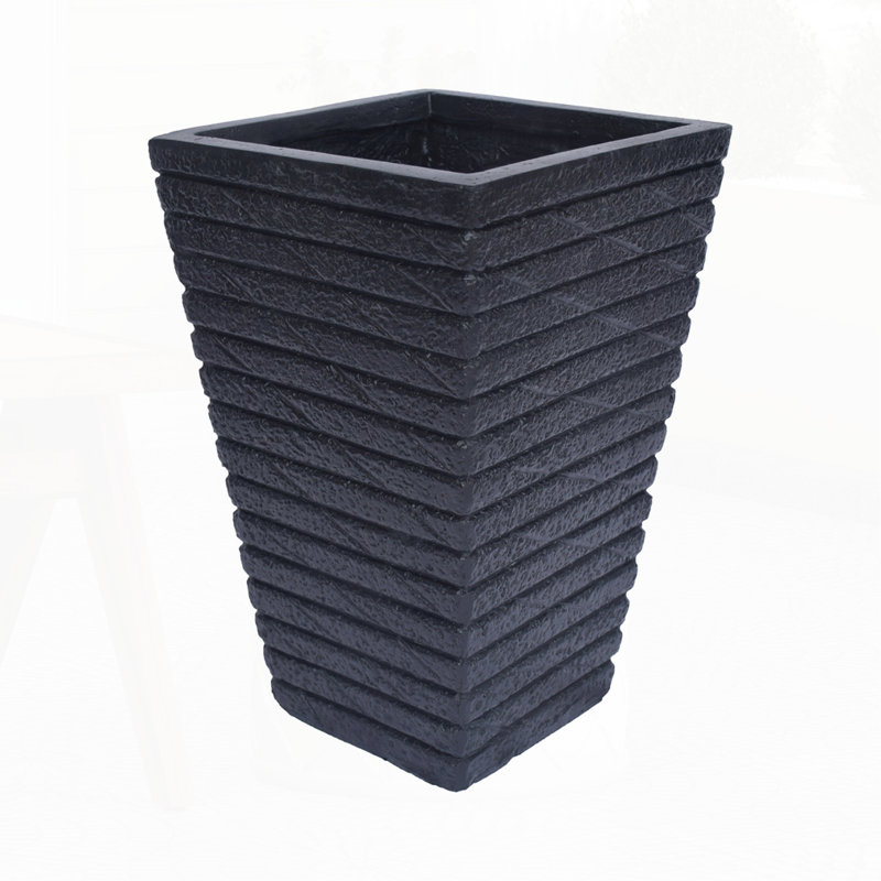JUDE PLANTER