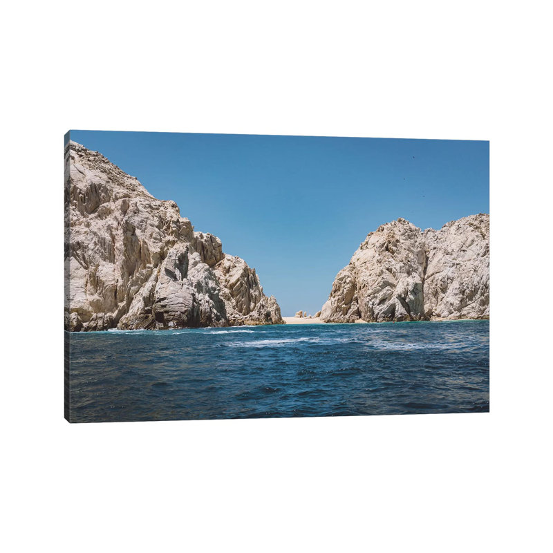 Lovers Beach II 1 Piece Wall Art on Canvas, 45.72cm H x 66.04cm W x 3.81cm D, Wrapped Canvas