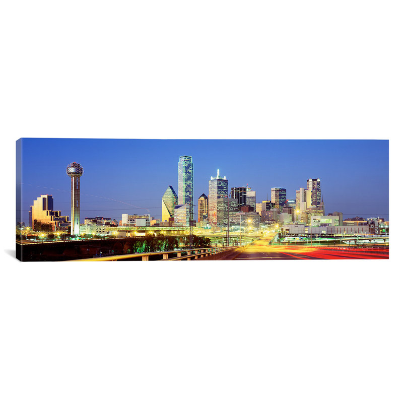 «Dallas Texas», reproduction de photo sur toile, H 24 po x l 72 po x P 1,5 po, Toile tendue