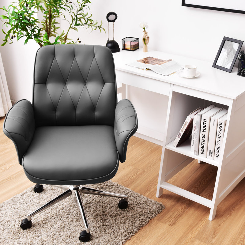 17 Stories Brodde Executive Chair
