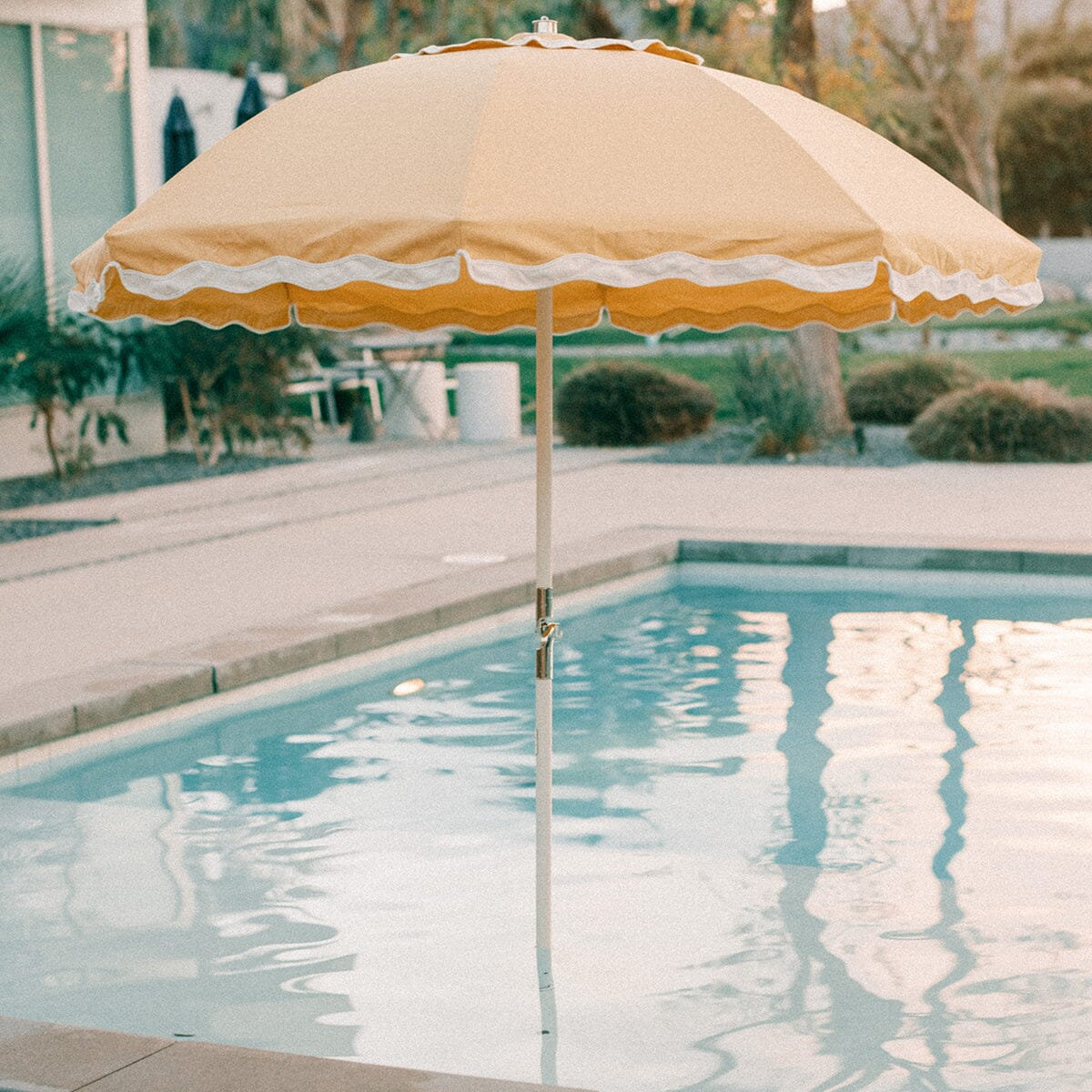 Club 6.6' Beach Umbrella, Rivie Mimosa