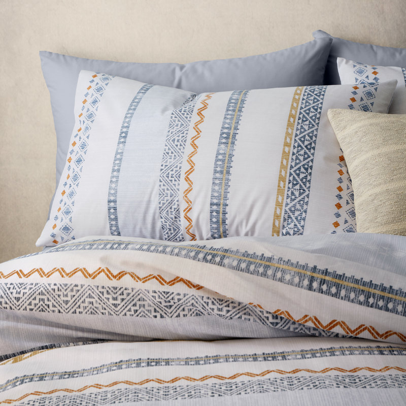 Bedding, Super King - 2 Standard Pillowcases