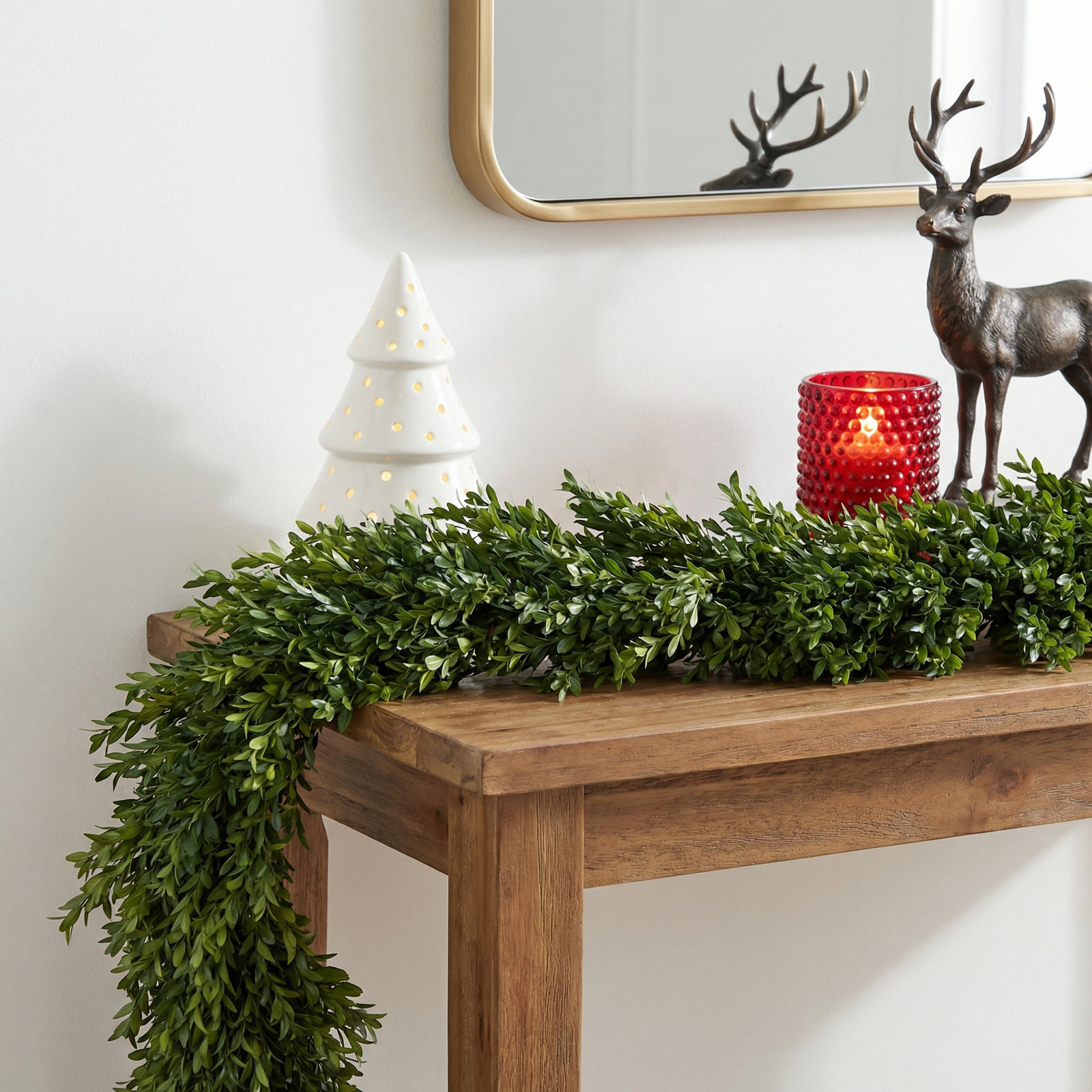 60'' in. Faux Boxwood Garland