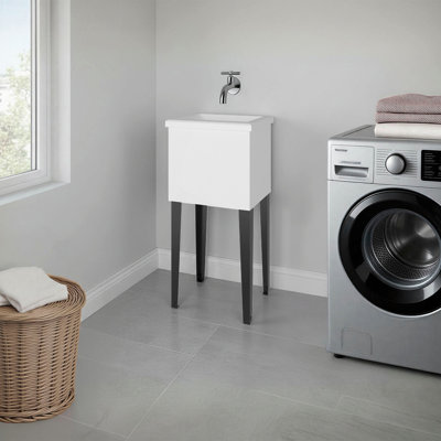 Évier utilitaire compact blanc avec pieds en métal