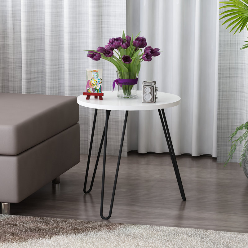 Agarita End Table, White