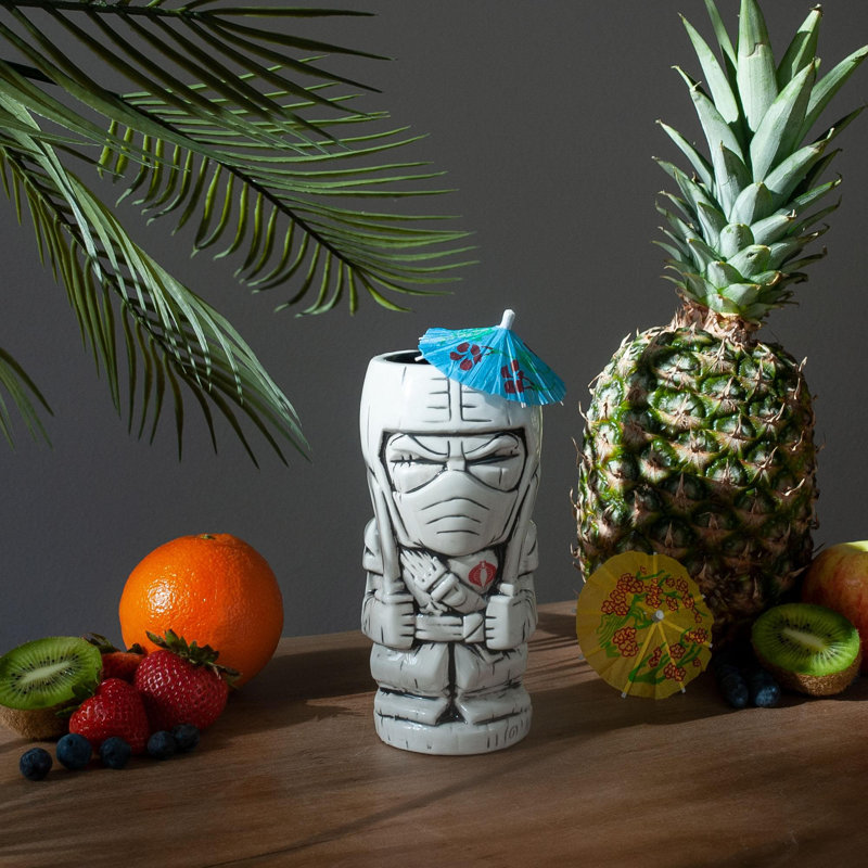 Geeki Tikis Grande tasse en céramique Joe Storm Shadow | Peut contenir 16 onces