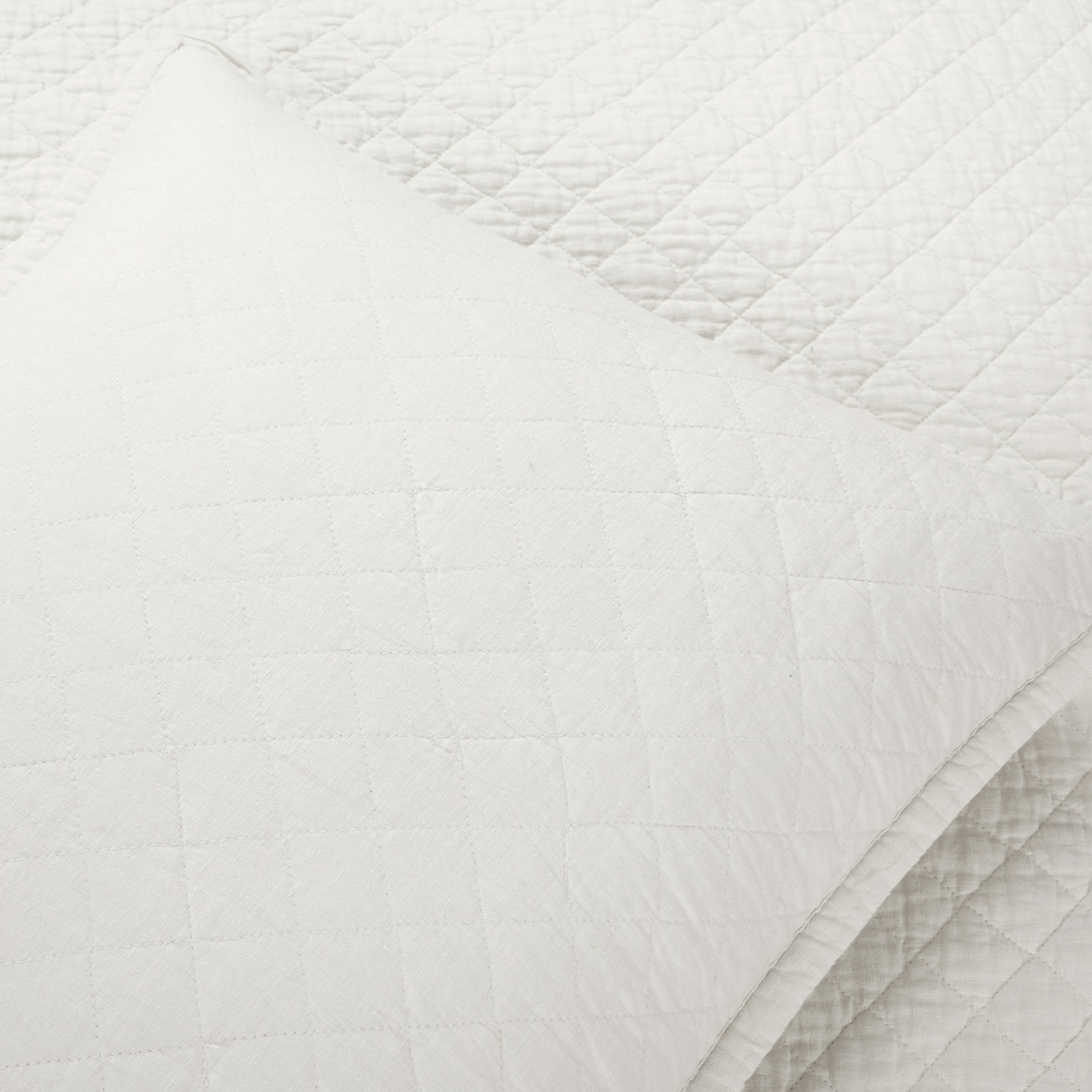 Gabriella Belgian Flax Linen Quilt Set, White, California King Duvet Cover + 2 Shams