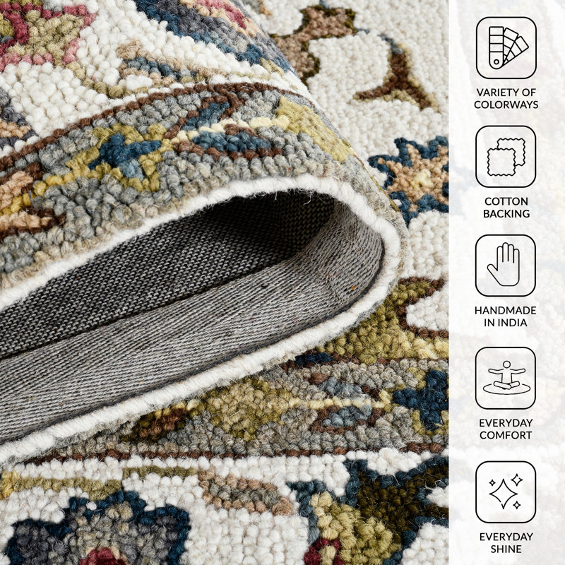 Tricity Traditional Ivory Hand-Hooked Area Rug, Rectangle 9' x 13'